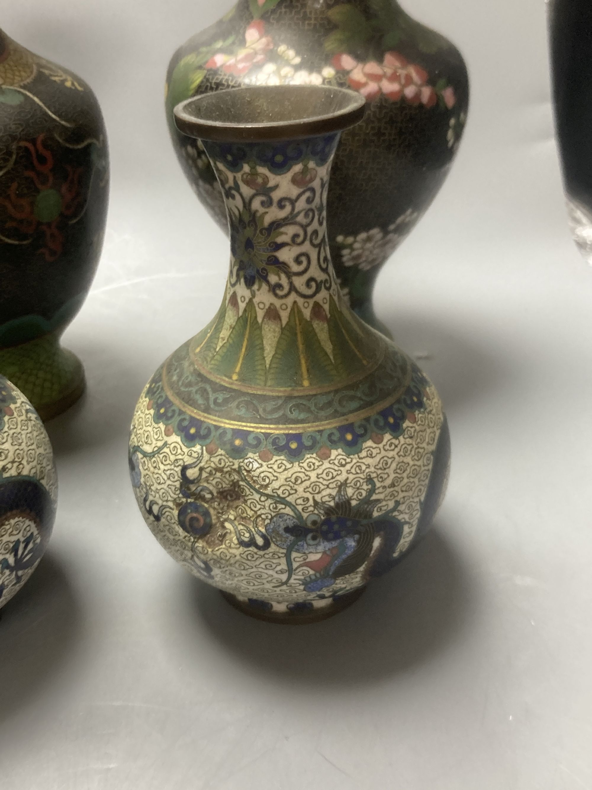 Three pairs of cloisonne vases and a lidded pot, tallest 23cm